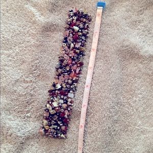 Beaded bracelet with magnetic clasp